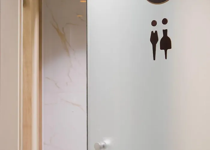 Chania Capsule Homestay *